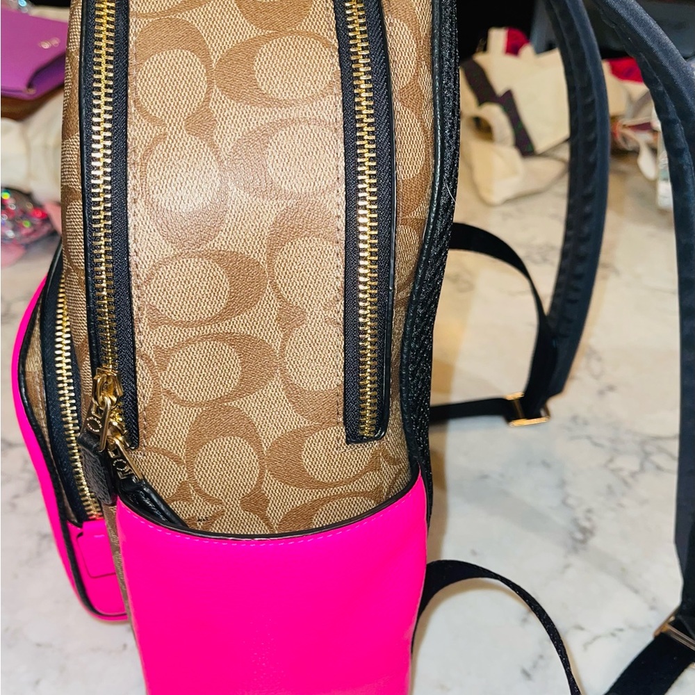 Coach Signature Canvas Backpack with Hot Pink Trim - Picture 8 of 9